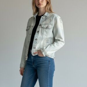 Aeropostale Destroyed Light Wash Denim Jean Jacket Size S Distressed Bleach Wash